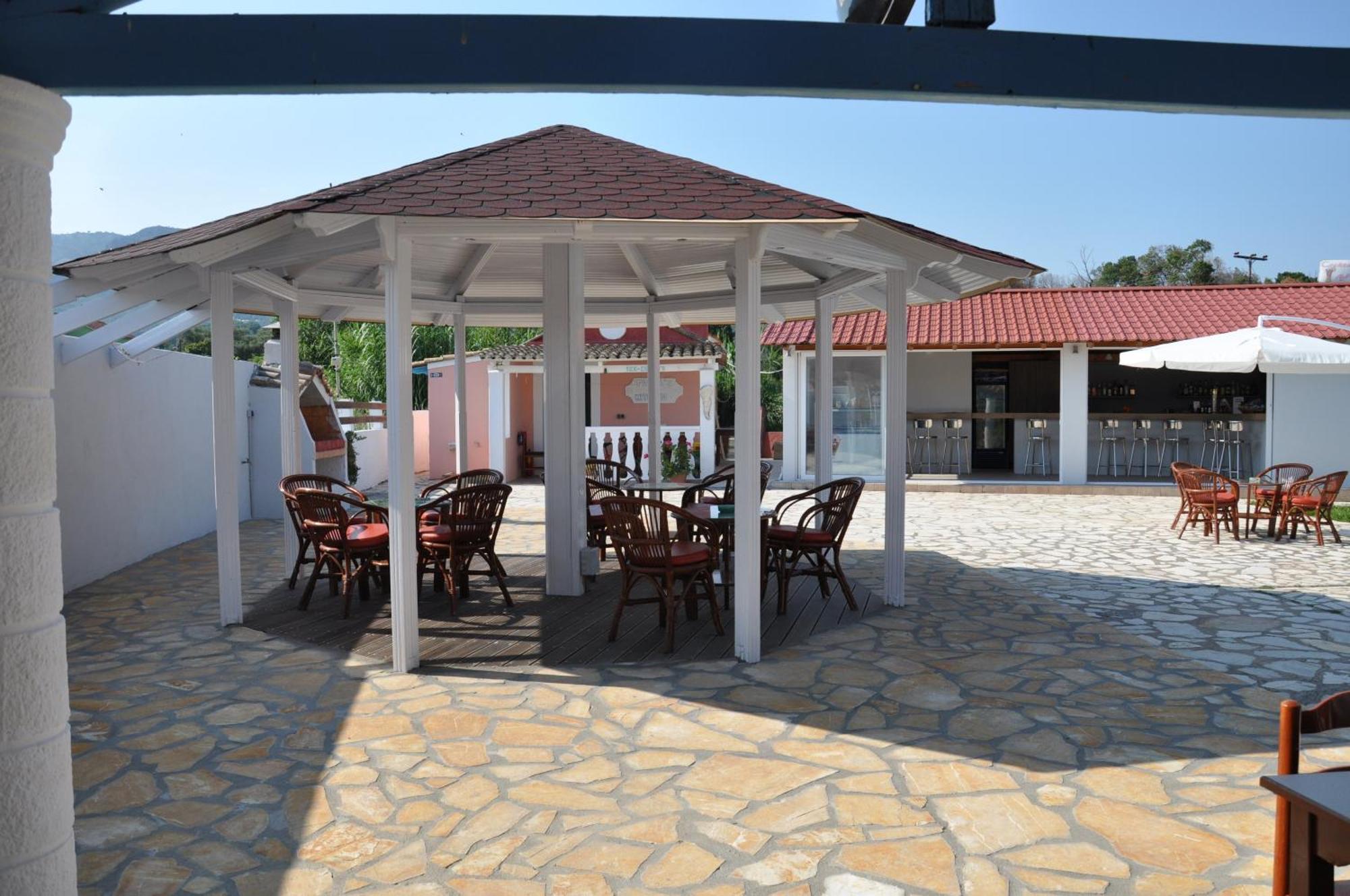 Tassos Apartments Corfu  Bagian luar foto