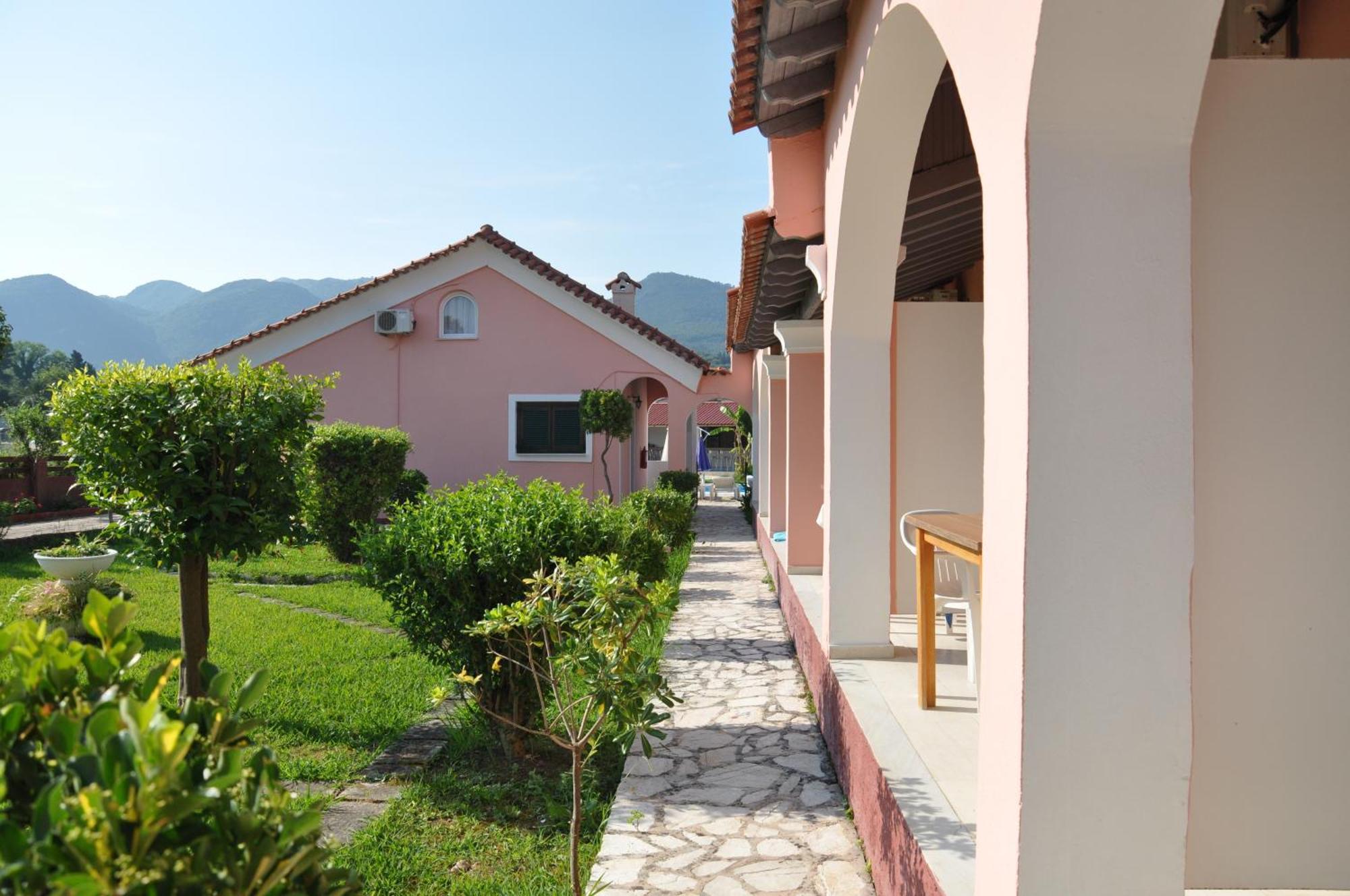 Tassos Apartments Corfu  Bagian luar foto
