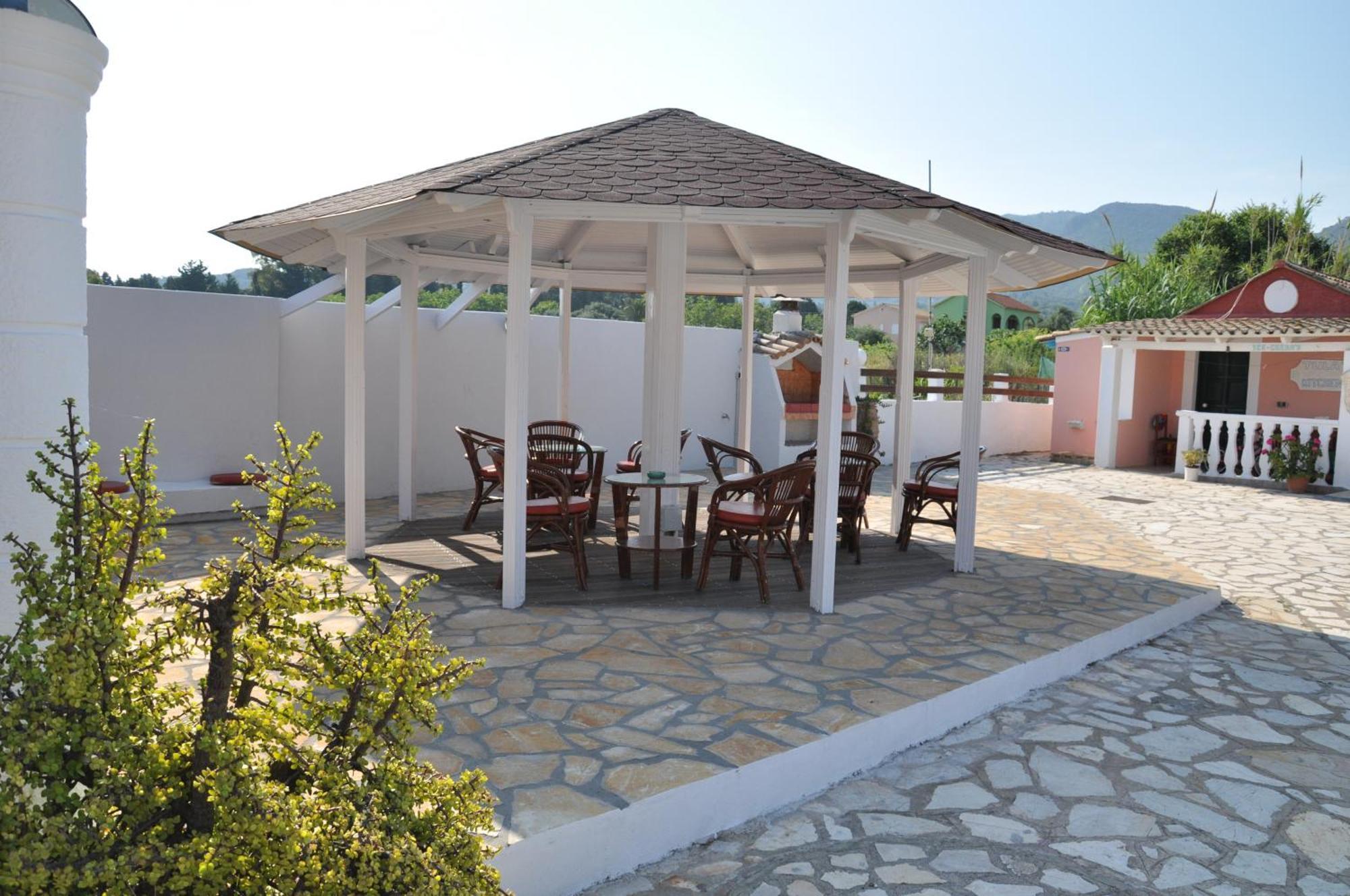 Tassos Apartments Corfu  Bagian luar foto