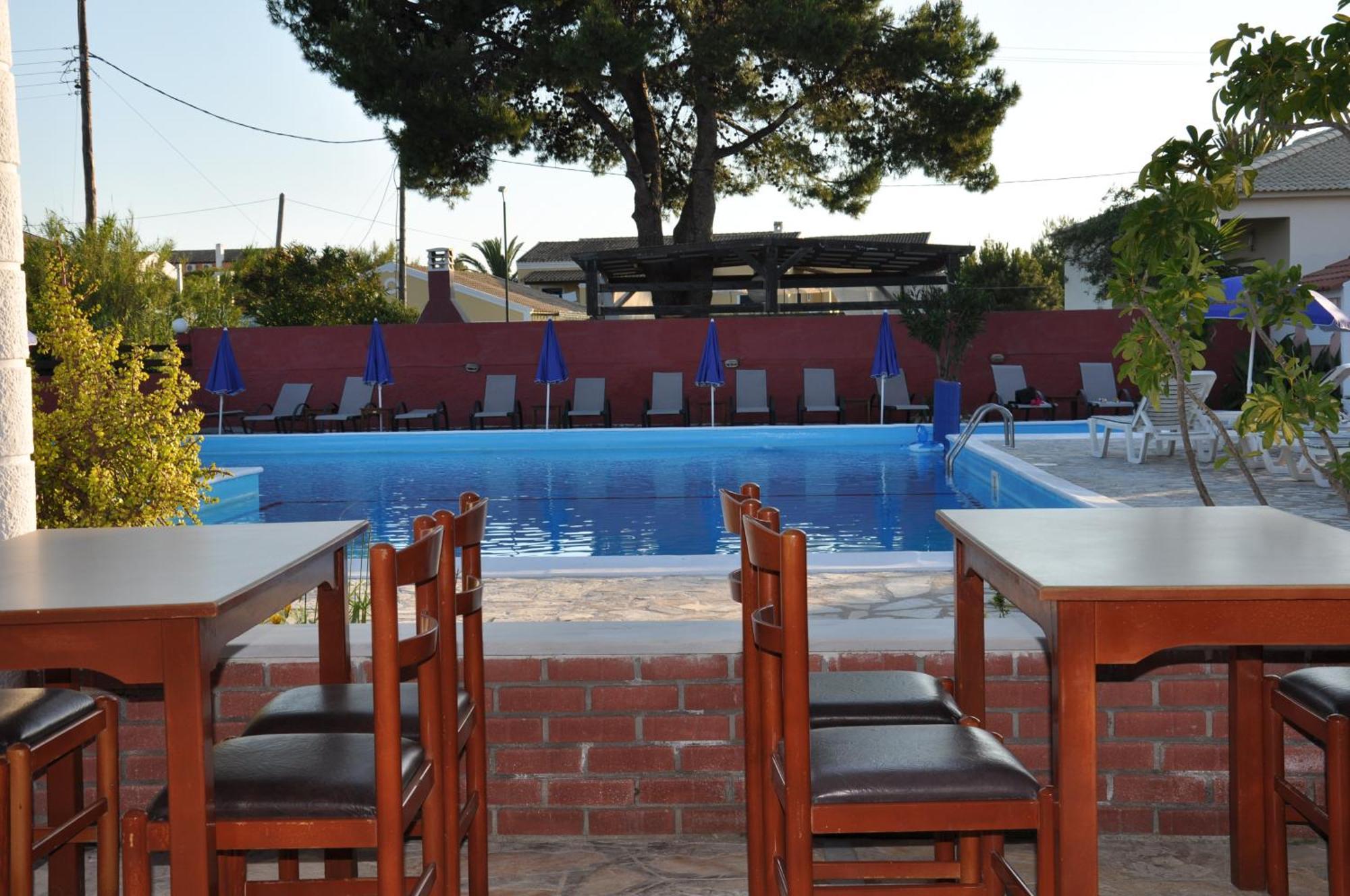 Tassos Apartments Corfu  Bagian luar foto