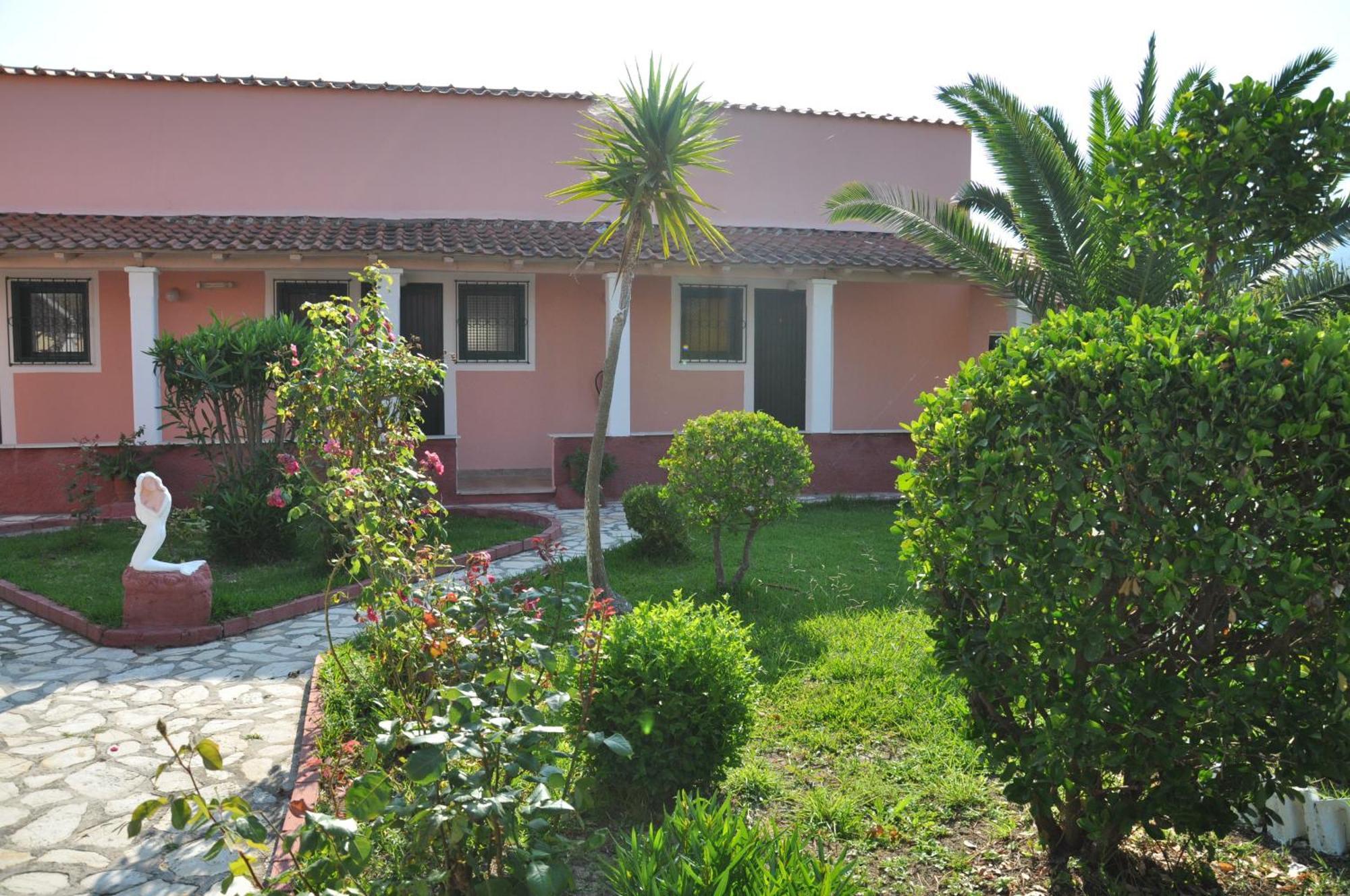 Tassos Apartments Corfu  Bagian luar foto